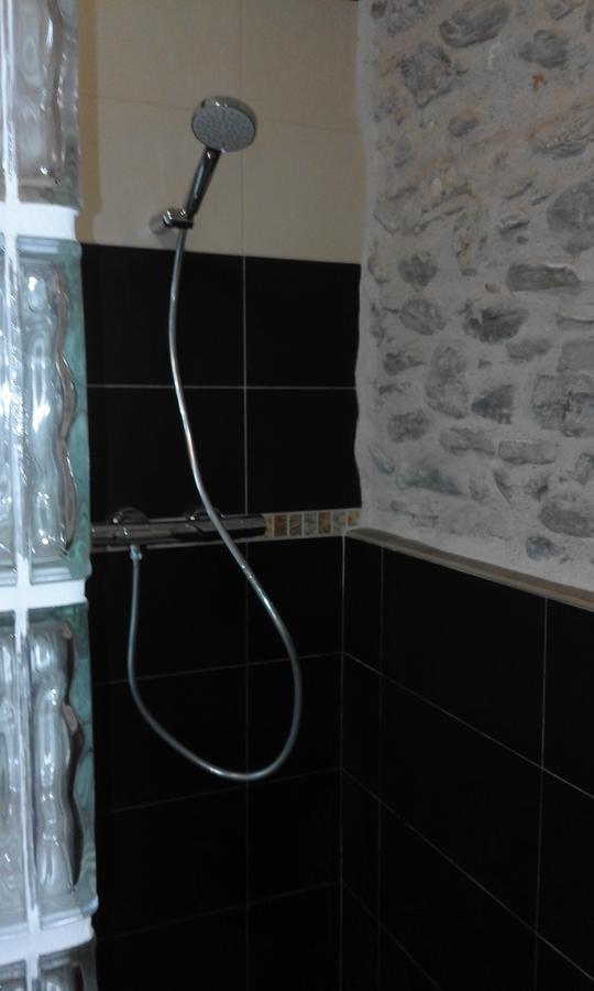 Allotjament Taga Ribes De Freser Bagian luar foto