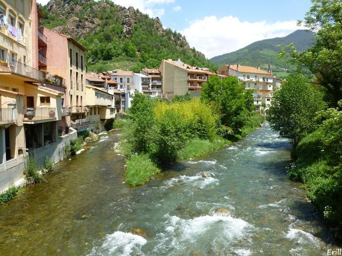 Allotjament Taga Ribes De Freser Bagian luar foto